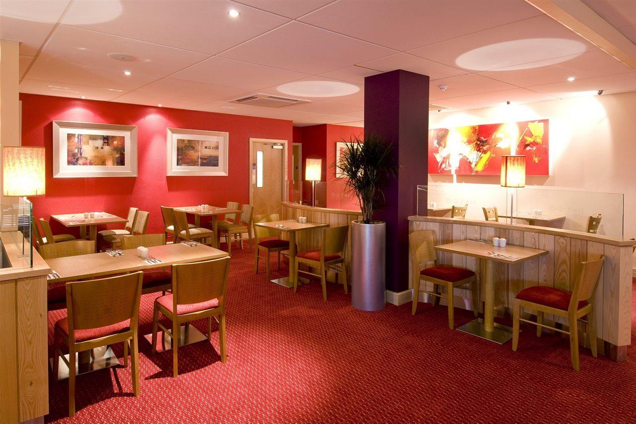 Premier Inn Sheffield City Centre ภายนอก รูปภาพ