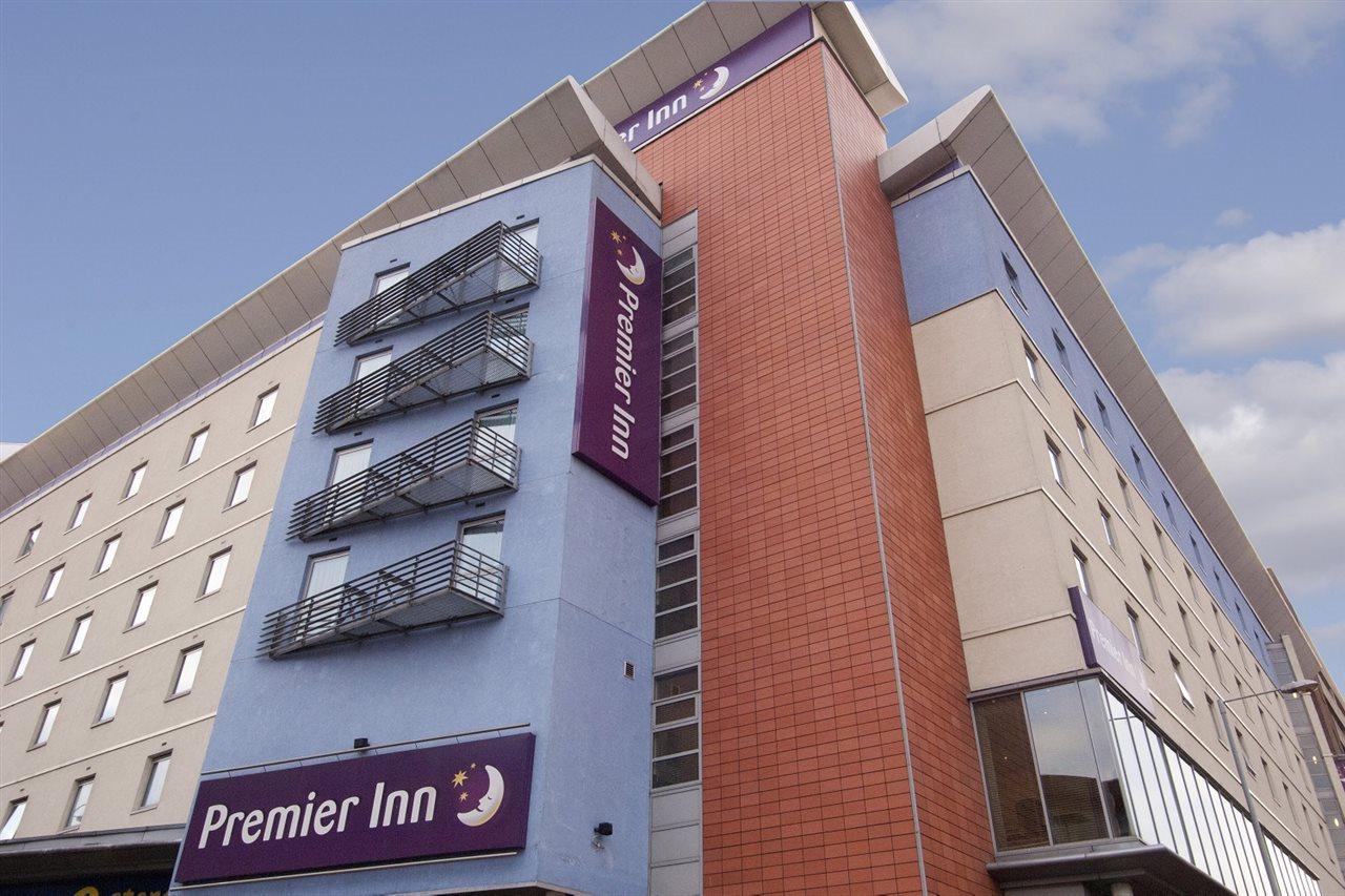 Premier Inn Sheffield City Centre ภายนอก รูปภาพ