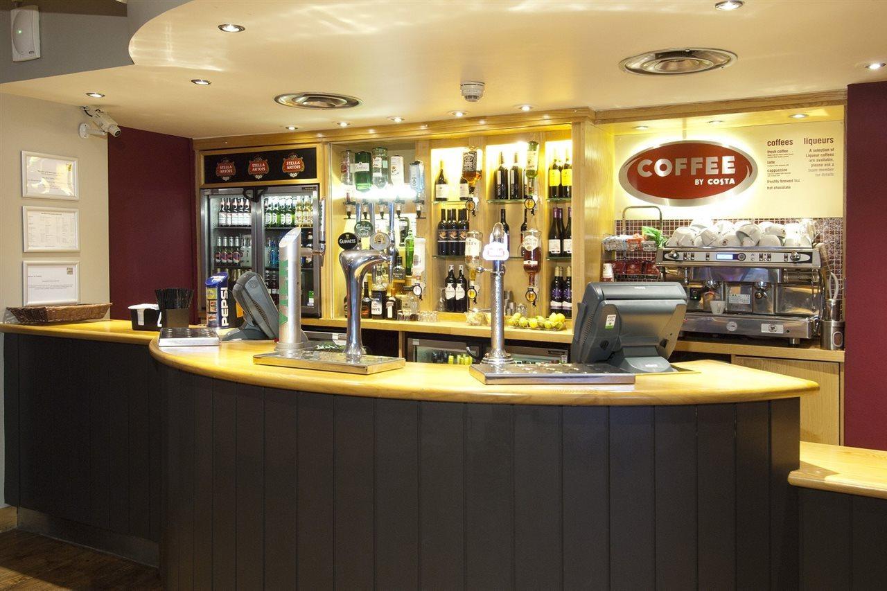Premier Inn Sheffield City Centre ภายนอก รูปภาพ