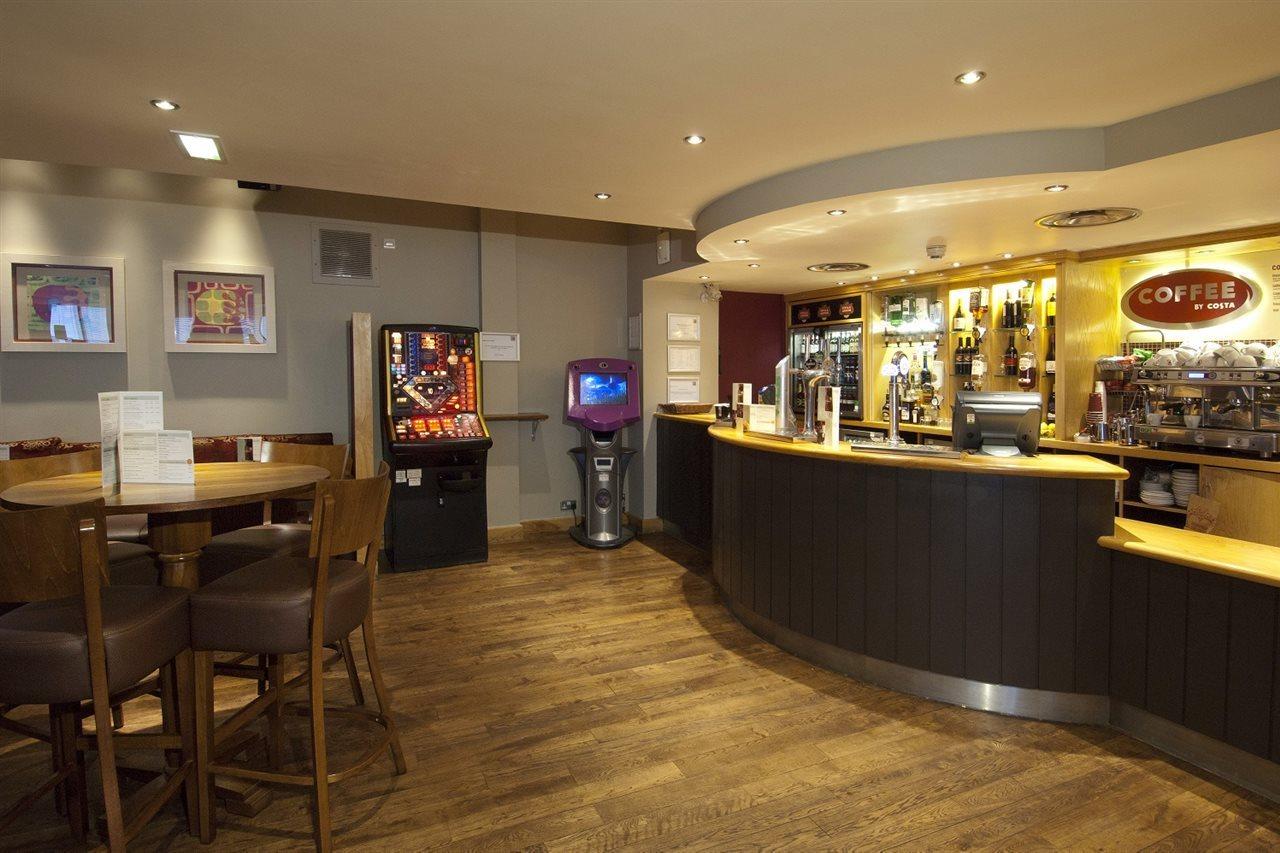 Premier Inn Sheffield City Centre ภายนอก รูปภาพ