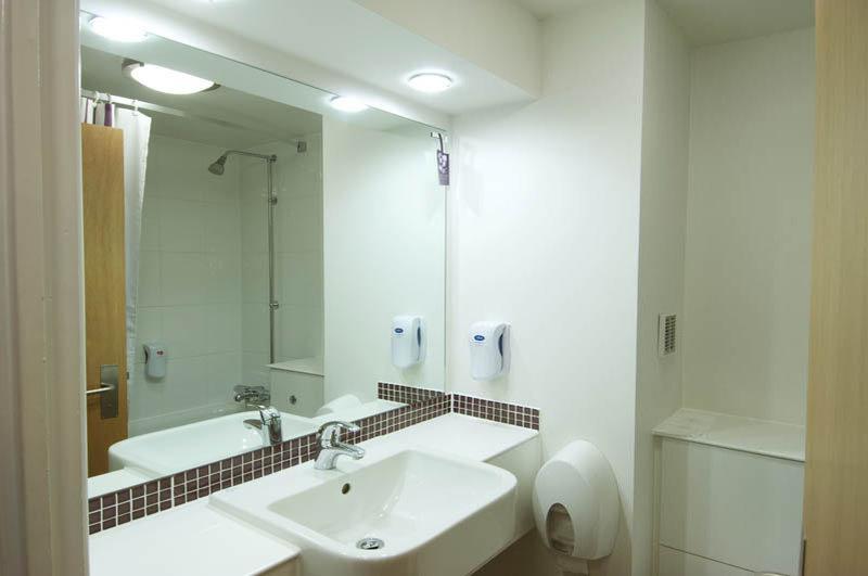 Premier Inn Sheffield City Centre ภายนอก รูปภาพ